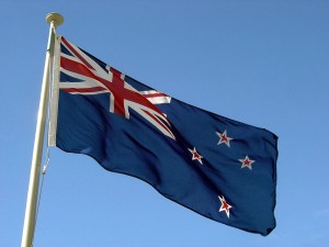 Nieuw-Zeelandse vlag bij Beehive in Wellington