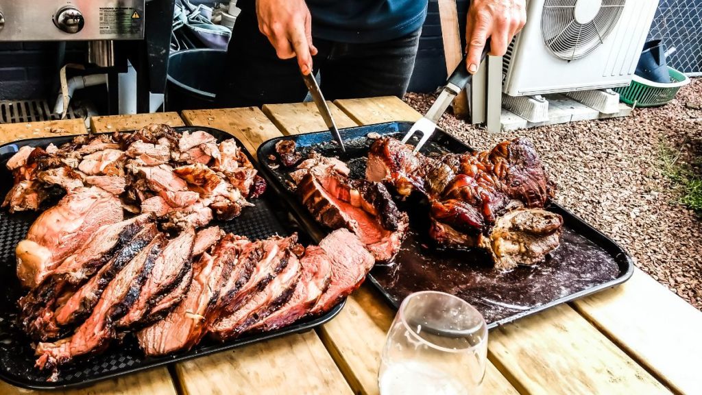 Flink stuk Nieuw-Zeelands vlees op de BBQ