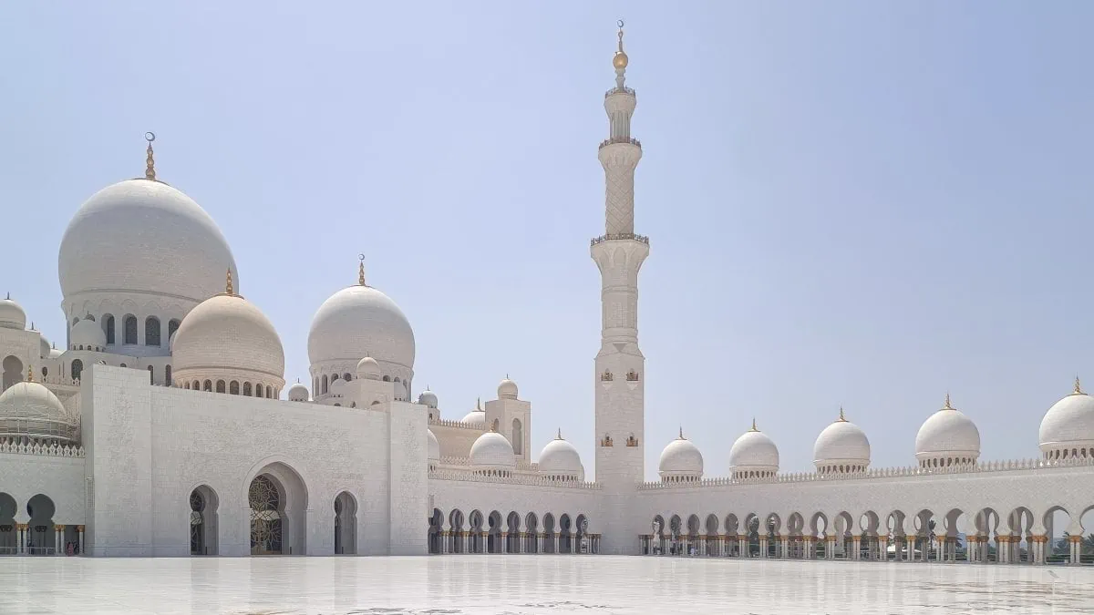 Sheikh Zayed Grand Mosque - wijds uitzicht